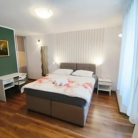Apartment Casa Nova Rovinj Exterior photo