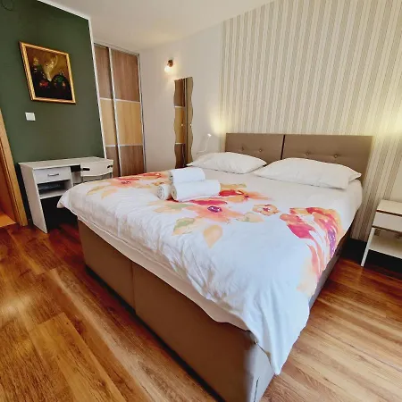 Apartment Casa Nova Rovinj Exterior photo